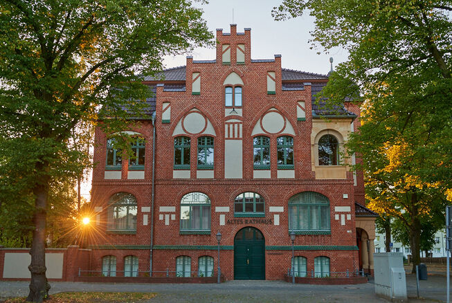 Bild vergrößern: Stadtarchiv - Altes Rathaus
